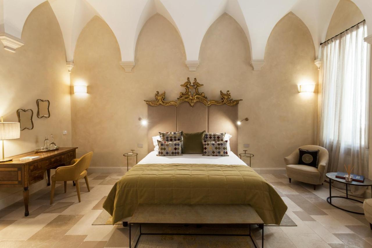 Palazzo Maresgallo Suites & Spa Lecce Exterior foto